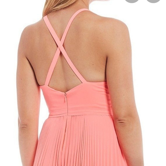 NWT Laundry by Shelli Segal Pleated Dress 10 - Picture 4 of 14